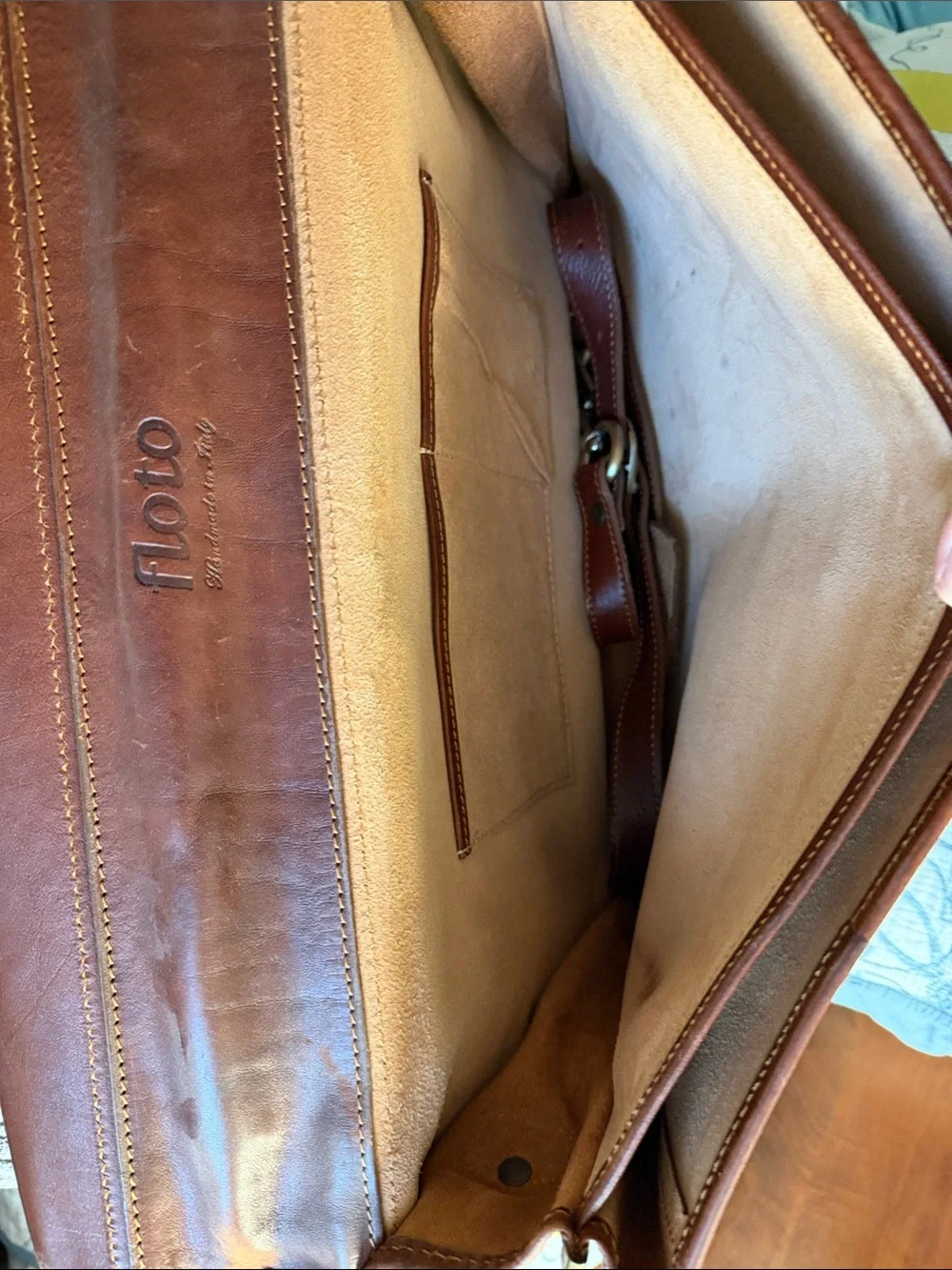 PREOWNED PRELOVED FLOTO Piazza Leather Messenger Bag - BROWN